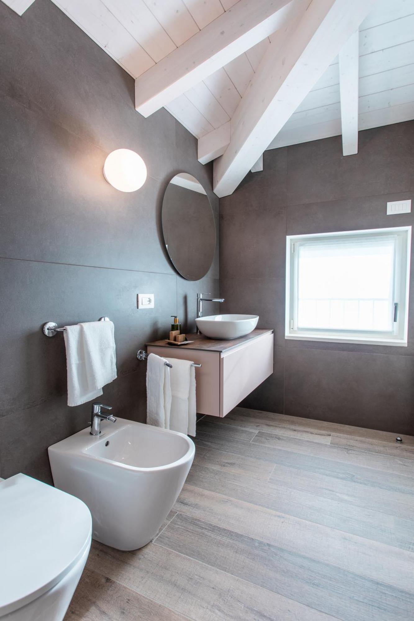 Re Ottone Rooms ลาซีเซ ภายนอก รูปภาพ