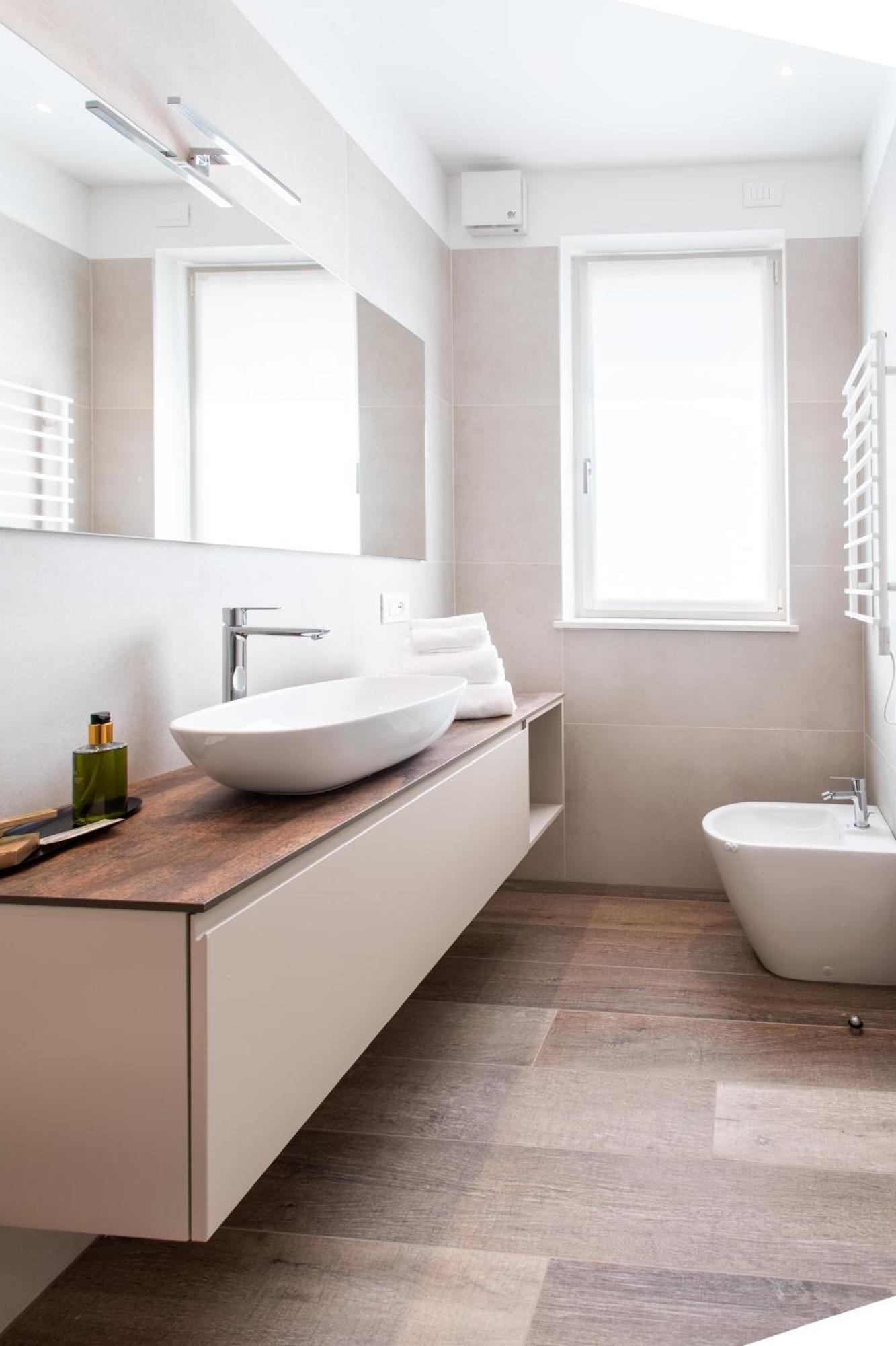 Re Ottone Rooms ลาซีเซ ภายนอก รูปภาพ