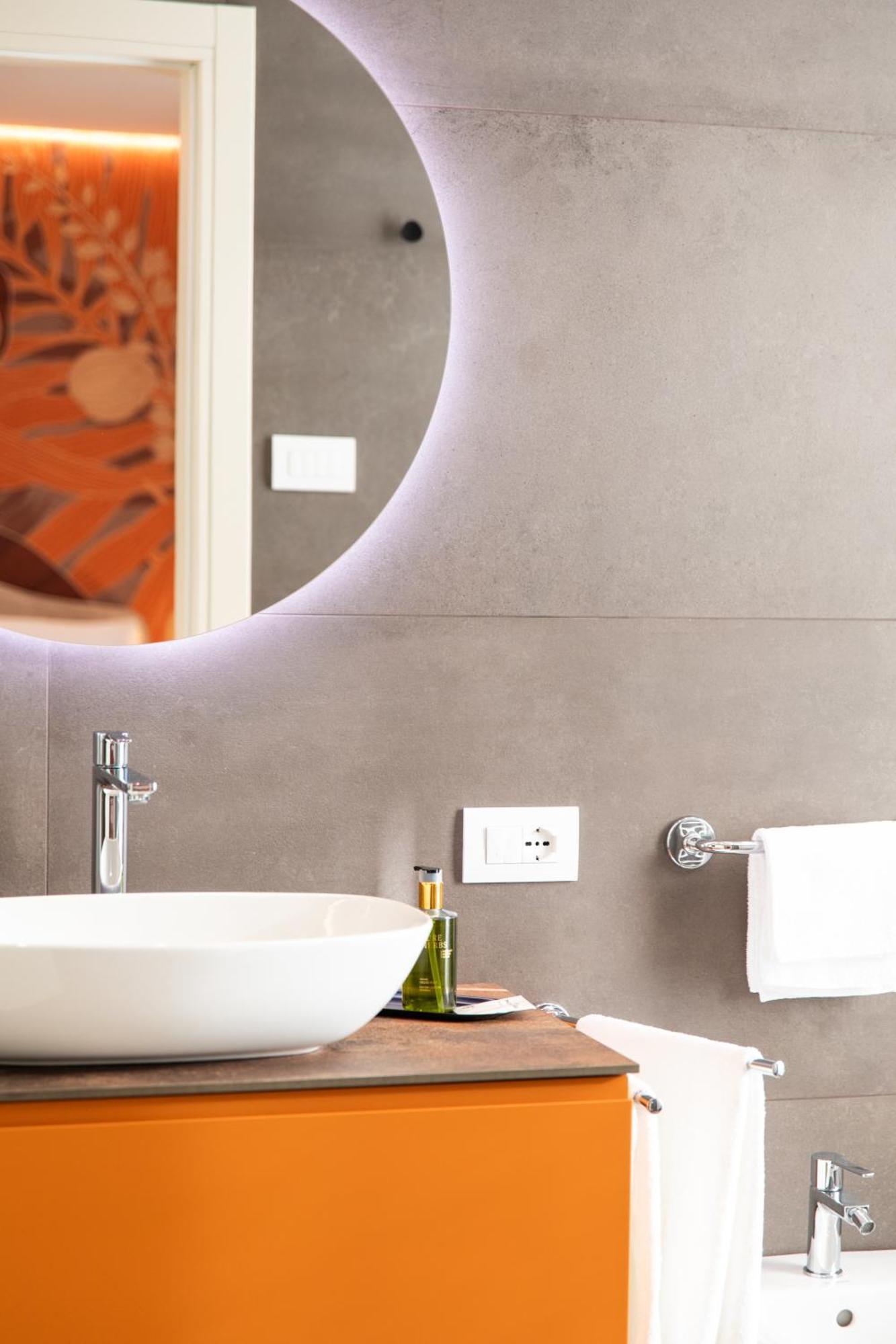 Re Ottone Rooms ลาซีเซ ภายนอก รูปภาพ