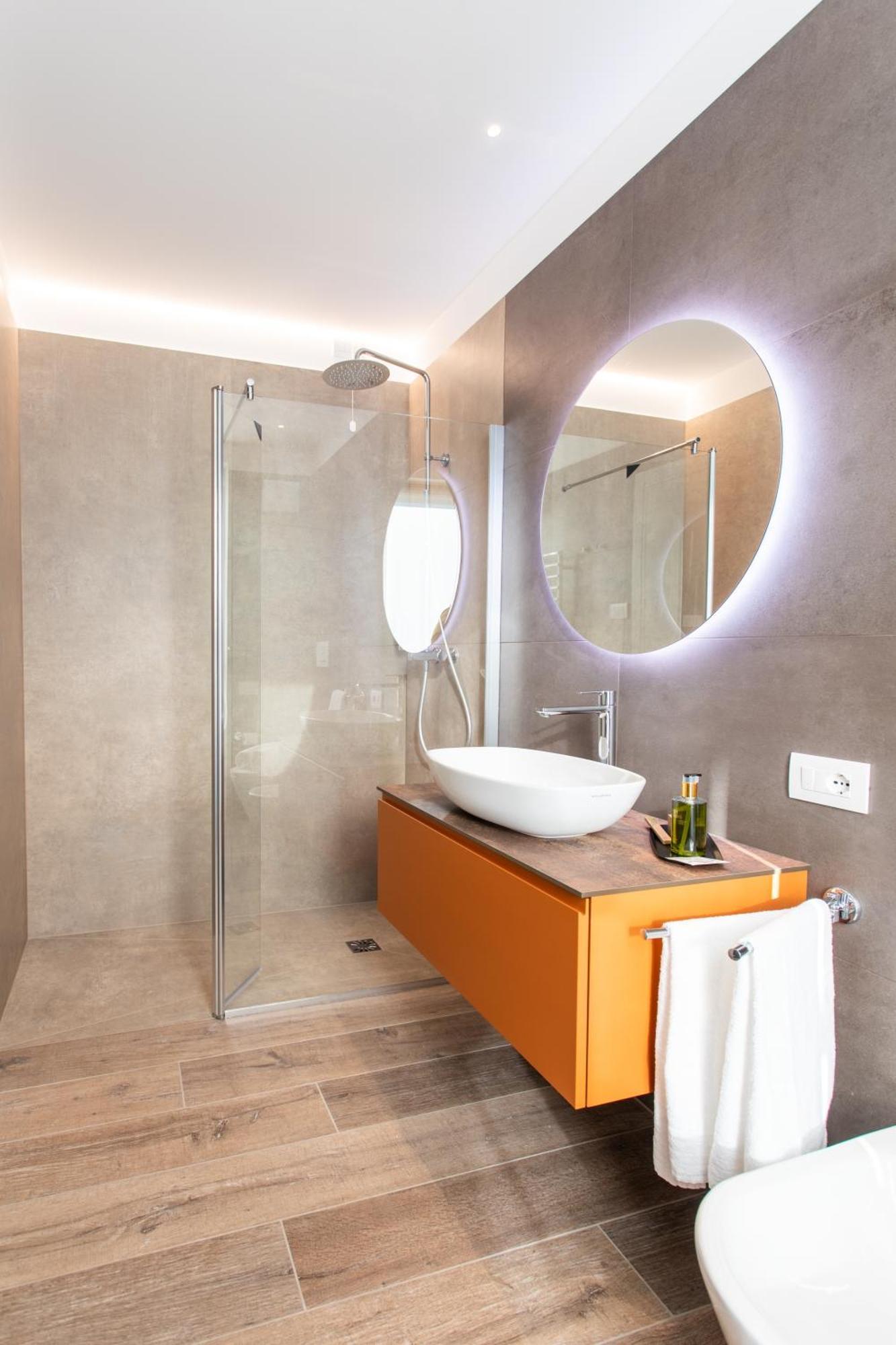 Re Ottone Rooms ลาซีเซ ภายนอก รูปภาพ