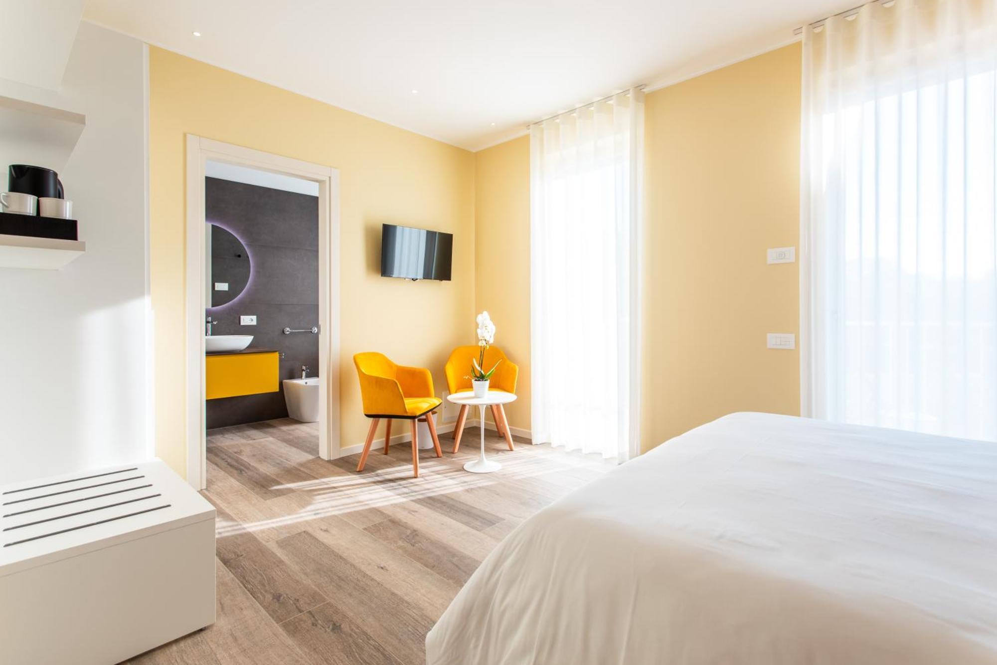 Re Ottone Rooms ลาซีเซ ภายนอก รูปภาพ